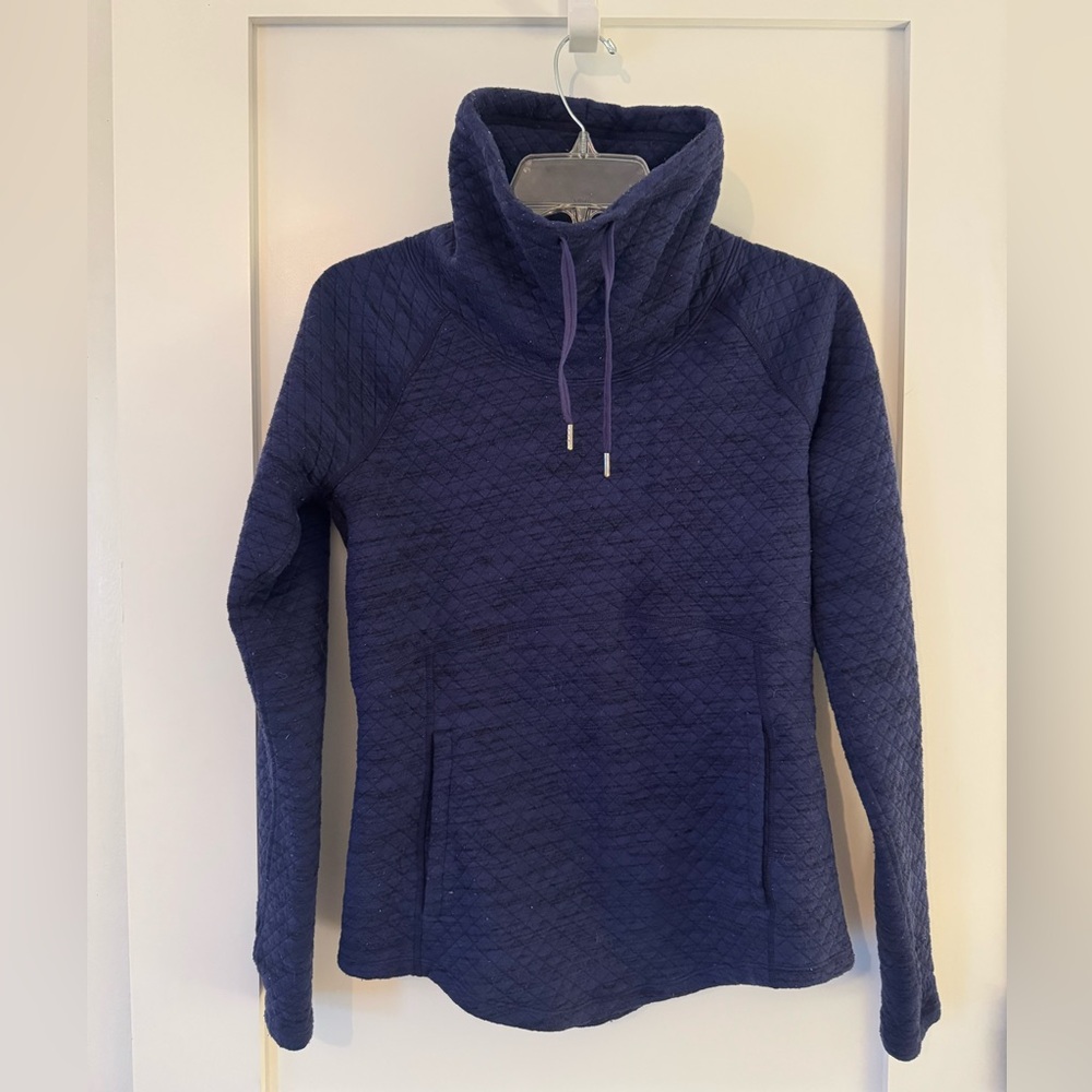 Marmot Quilted High- Neck Pullover in Deep Blue